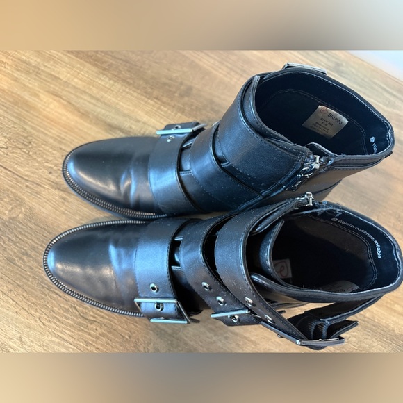 EUC Blondo Charlie Waterproof Moto Booties - Size 8.5 - Picture 4 of 12